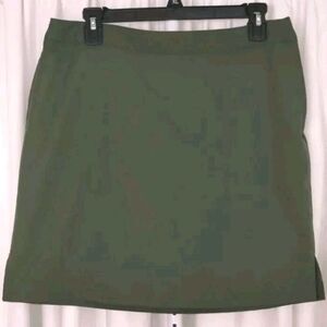 Greg Norman Athletic Skort Adjust Waist. Zip & Hook Closure 3 Pockets Size 10